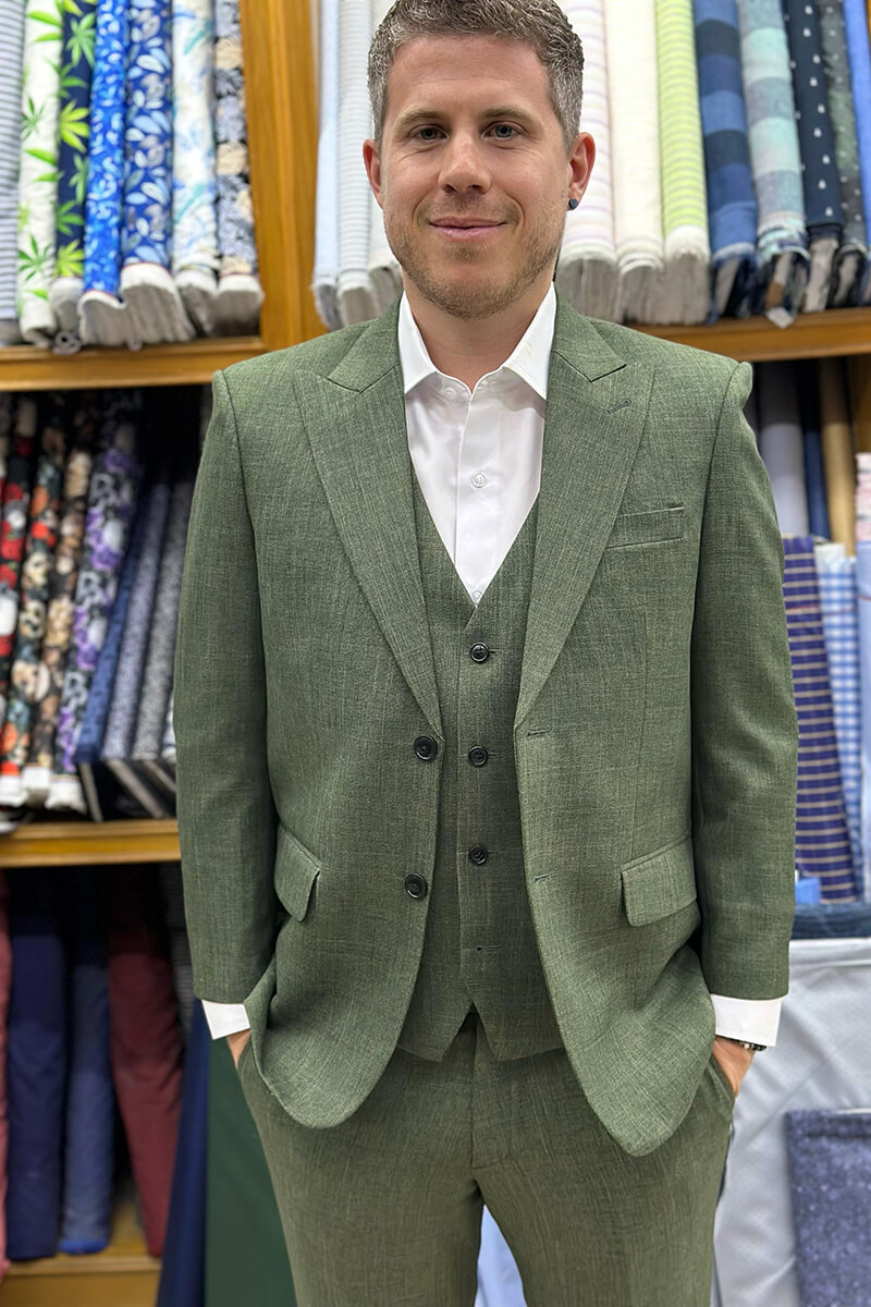 Choosing the right linen suit for a Koh Samui wedding
