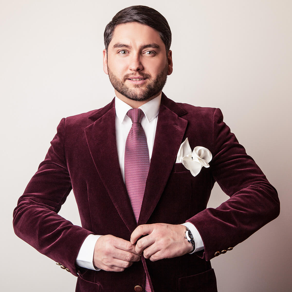 Velvet Fabrics, Velvet Jackets, and When to Wear Them